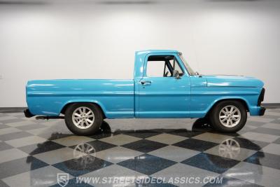 1967 Ford F-100