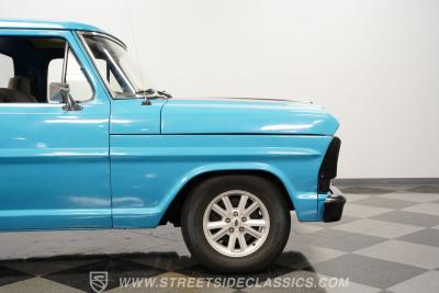 1967 Ford F-100