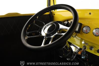 1929 Ford 5-Window Coupe