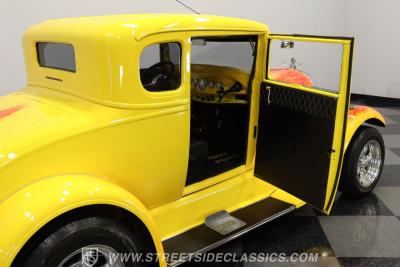 1929 Ford 5-Window Coupe