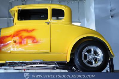 1929 Ford 5-Window Coupe