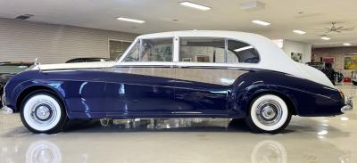 1965 Rolls - Royce Phantom V