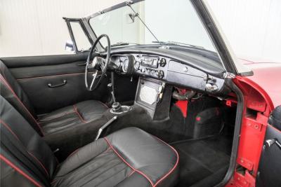 1966 MG B MGB overdrive chroom spaakwielen