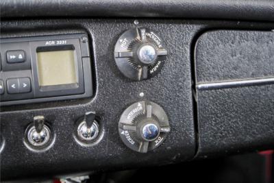 1966 MG B MGB overdrive chroom spaakwielen