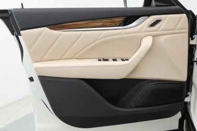 2022 Maserati Levante