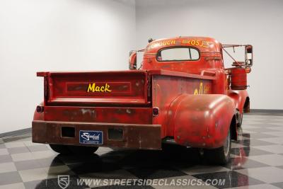 1960 Mack B-Series  Restomod