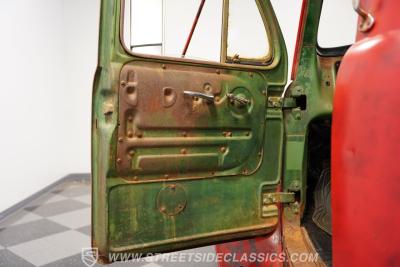 1960 Mack B-Series  Restomod