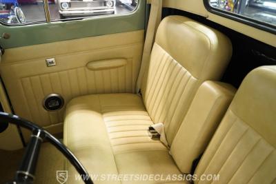 1950 Ford F-1 Restomod