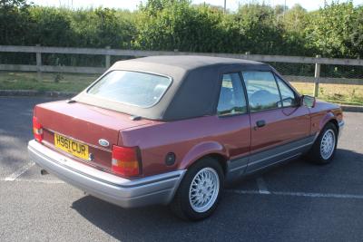 1990 Ford ESCORT XR3I CONVERTIBLE