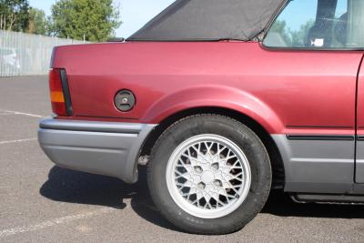1990 Ford ESCORT XR3I CONVERTIBLE