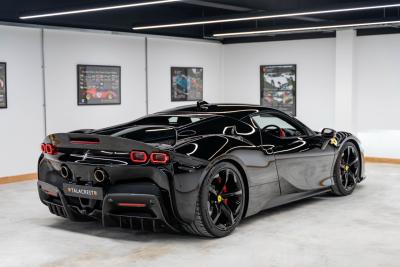 2021 Ferrari SF90 STRADALE