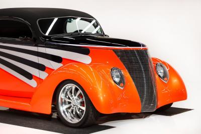 1937 Ford Custom
