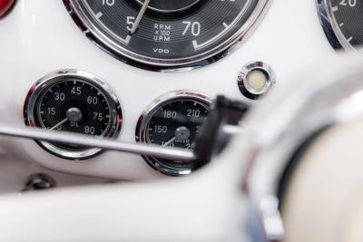 1961 Mercedes - Benz 190SL