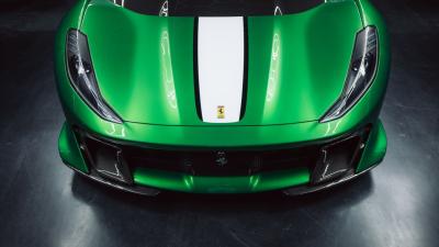 2023 Ferrari 812 Competizione