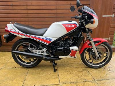 1985 Yamaha RD350LC2