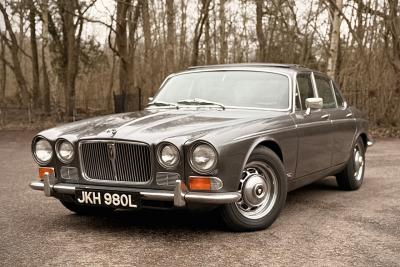 1973 Jaguar XJ12 V12