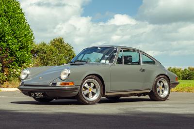 1985 Porsche 911 Carrera 3.2 - Rennsport
