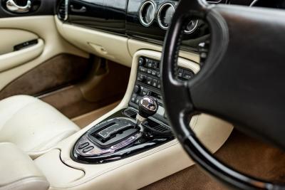 1998 Jaguar XKR Paramount