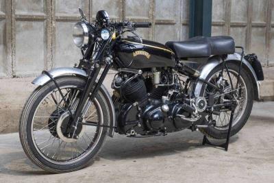 1952 VINCENT SHADOW