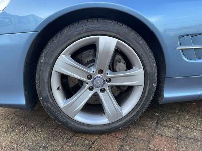 2011 Mercedes - Benz SL500