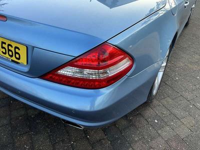 2011 Mercedes - Benz SL500