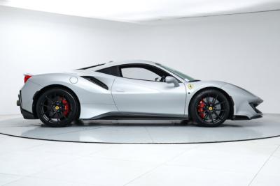 2019 Ferrari 488 PISTA
