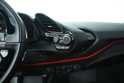 2019 Ferrari 488 PISTA