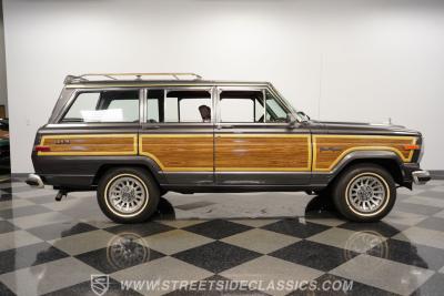 1988 Jeep Grand Wagoneer