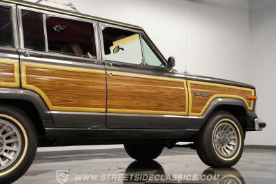 1988 Jeep Grand Wagoneer