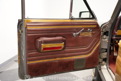 1988 Jeep Grand Wagoneer