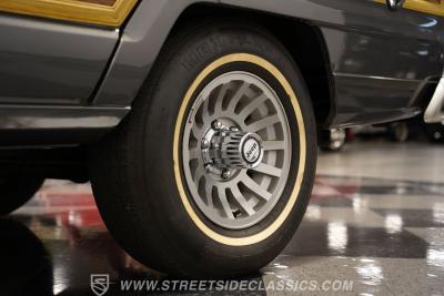 1988 Jeep Grand Wagoneer