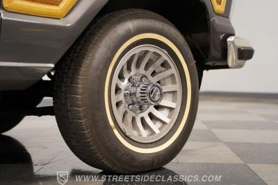 1988 Jeep Grand Wagoneer