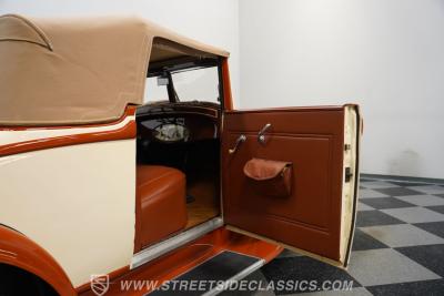 1932 Chrysler CI Rumble Seat Convertible