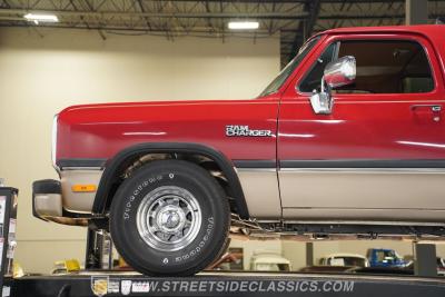 1991 Dodge Ramcharger LE