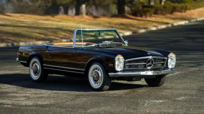1967 Mercedes - Benz 250 SL Pagoda