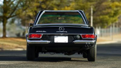 1967 Mercedes - Benz 250 SL Pagoda