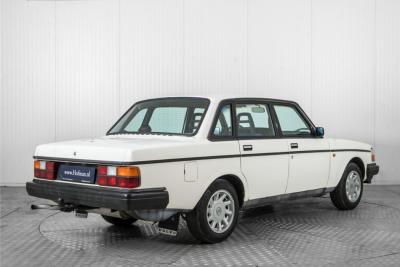 1984 Volvo 244