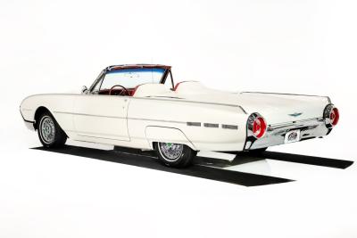 1962 Ford Thunderbird
