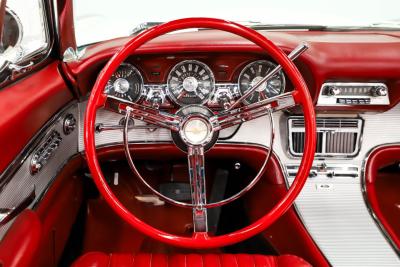 1962 Ford Thunderbird