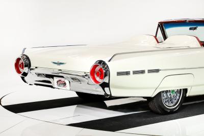 1962 Ford Thunderbird