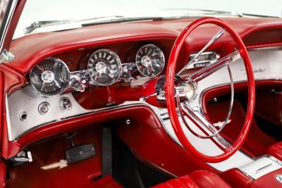 1962 Ford Thunderbird