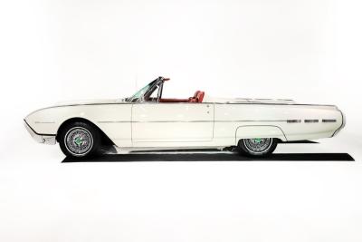 1962 Ford Thunderbird