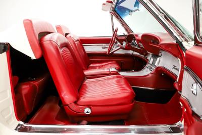 1962 Ford Thunderbird