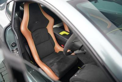 2017 Aston Martin V12 Vantage