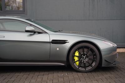 2017 Aston Martin V12 Vantage