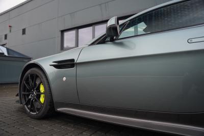 2017 Aston Martin V12 Vantage