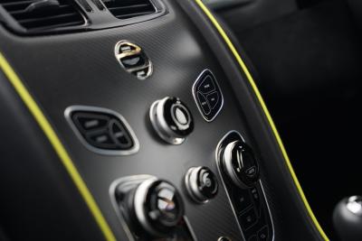 2017 Aston Martin V12 Vantage