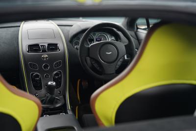 2017 Aston Martin V12 Vantage