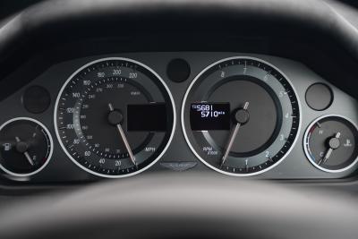 2017 Aston Martin V12 Vantage