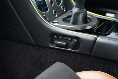 2017 Aston Martin V12 Vantage